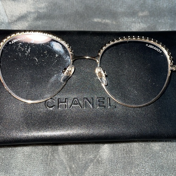 Preloved Chanel pantos eyeglasses great condition comes with original leather cs - Picture 9 of 10